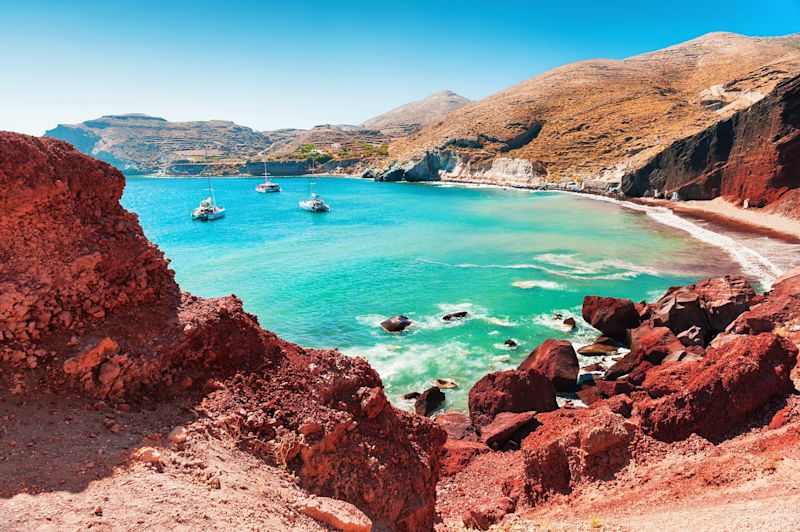 Discover Greece’s Volcanic Wines of the Aegean