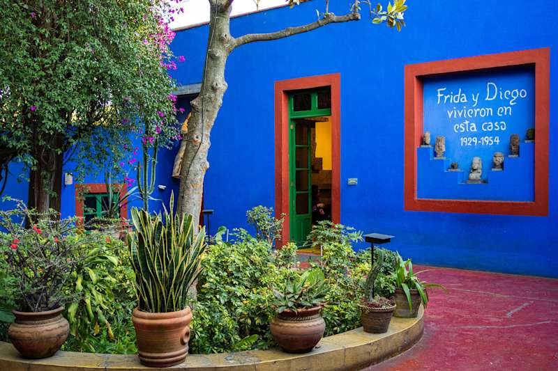 How Mexico Became a Surrealist Mecca