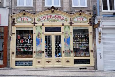 Visit Porto: Wine, Architecture and River Life