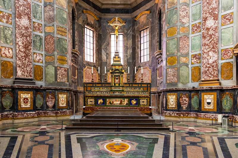 The Medici Family and the City of Florence in the Renaissance