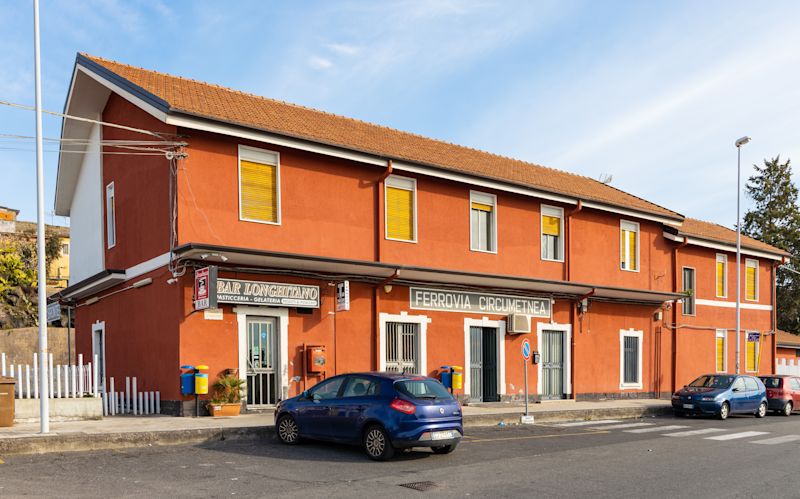 Train Travel in Sicily: Around Mount Etna by Rail
