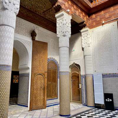 Dar el Bacha interior