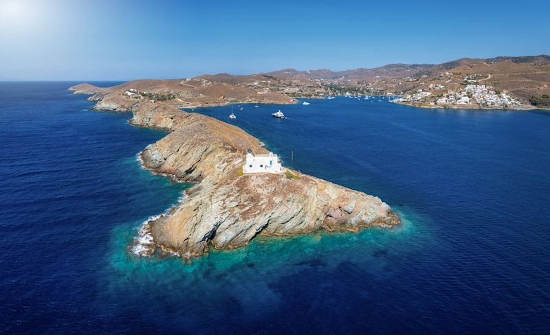 Discover Greece’s Volcanic Wines of the Aegean