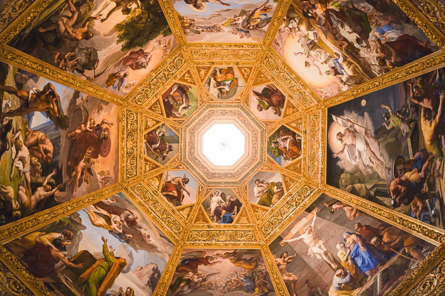 Renaissance Patrons: How the Medici Family Sculpted Florence's Skyline