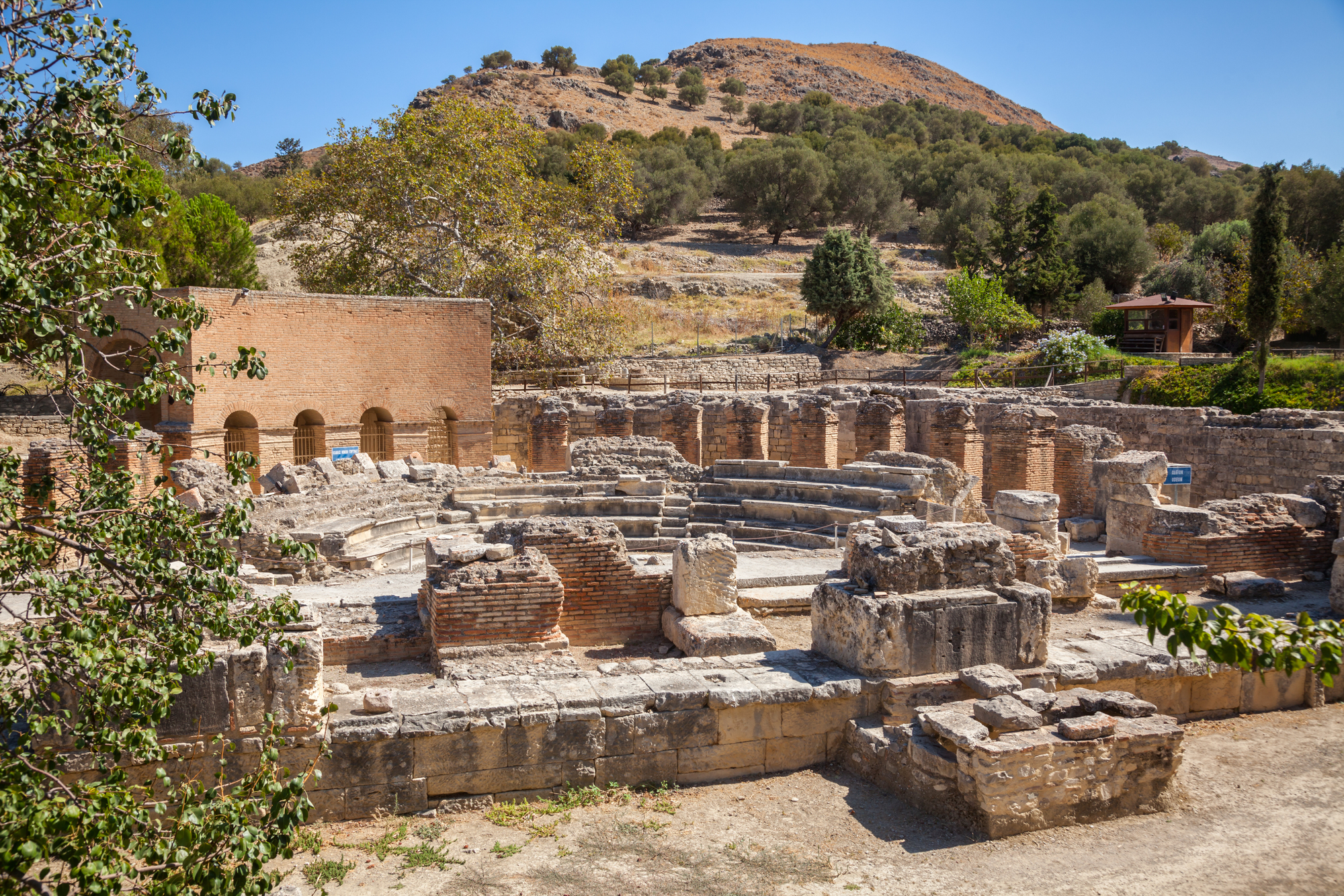 Why Visit Now: Crete - Fernwayer