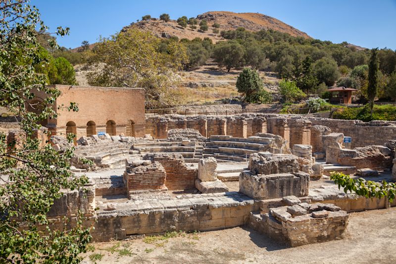 Visit Crete: Villages, Beaches and Mediterranean Traditions