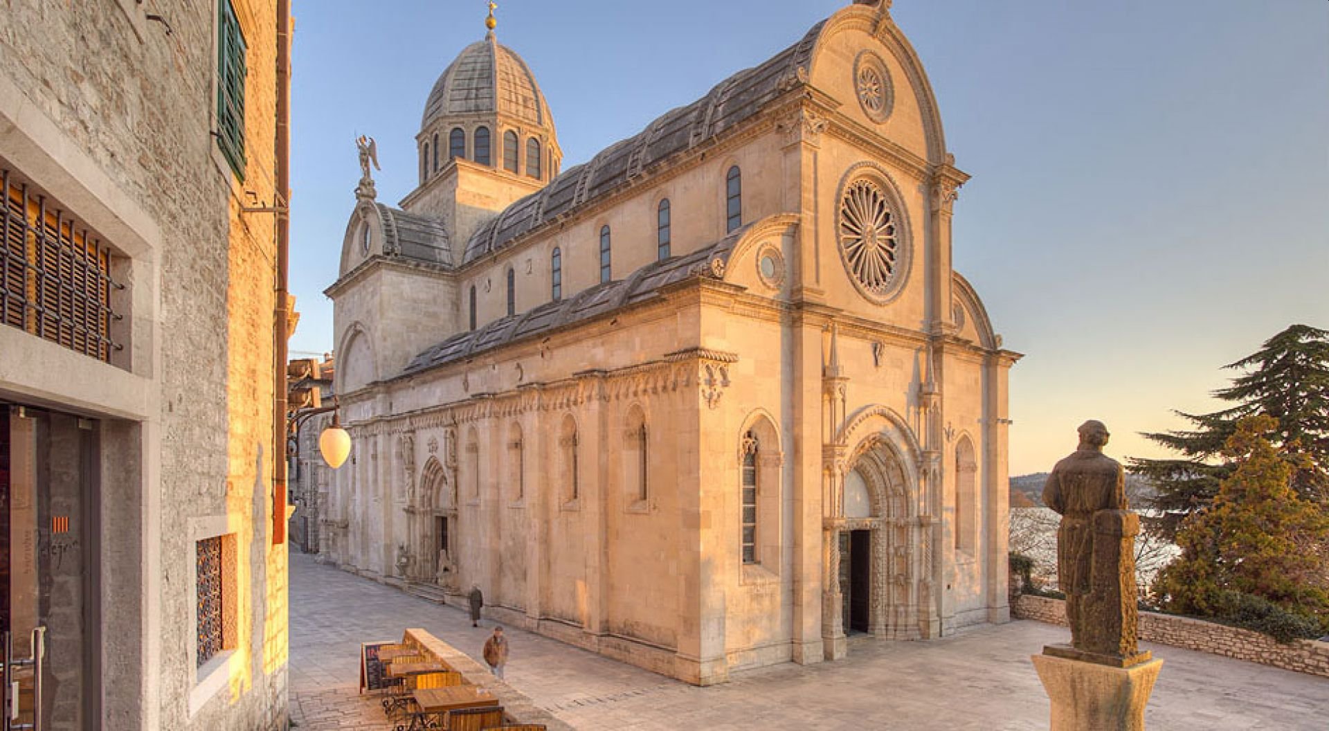 00 - Intro - Jane Foster - 2 Unesco sites - Šibenik cathedral- credit Šibenik Tourist Board