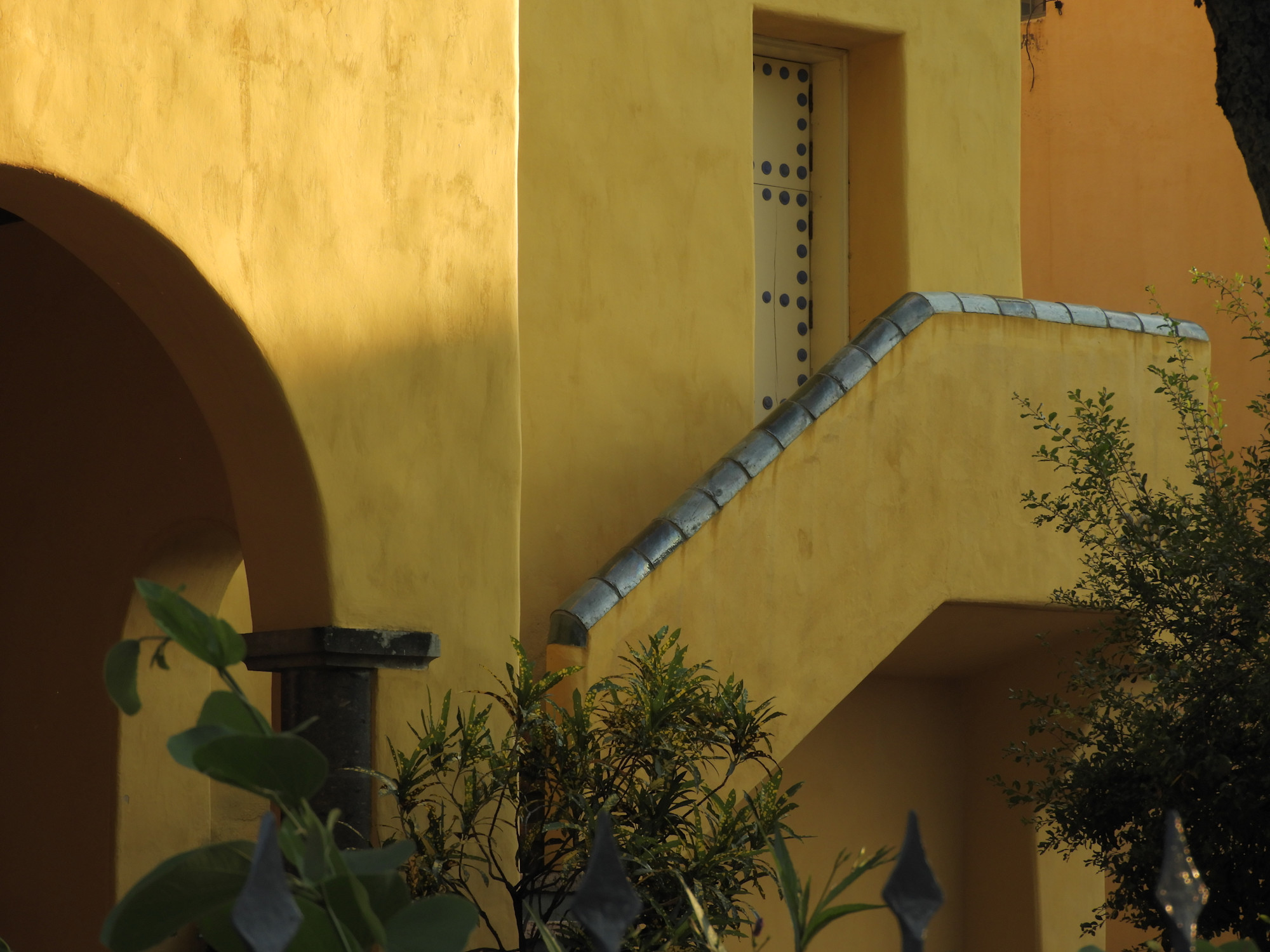 Mexican Architecture in Guadalajara: 5 Must-See Buildings & Styles