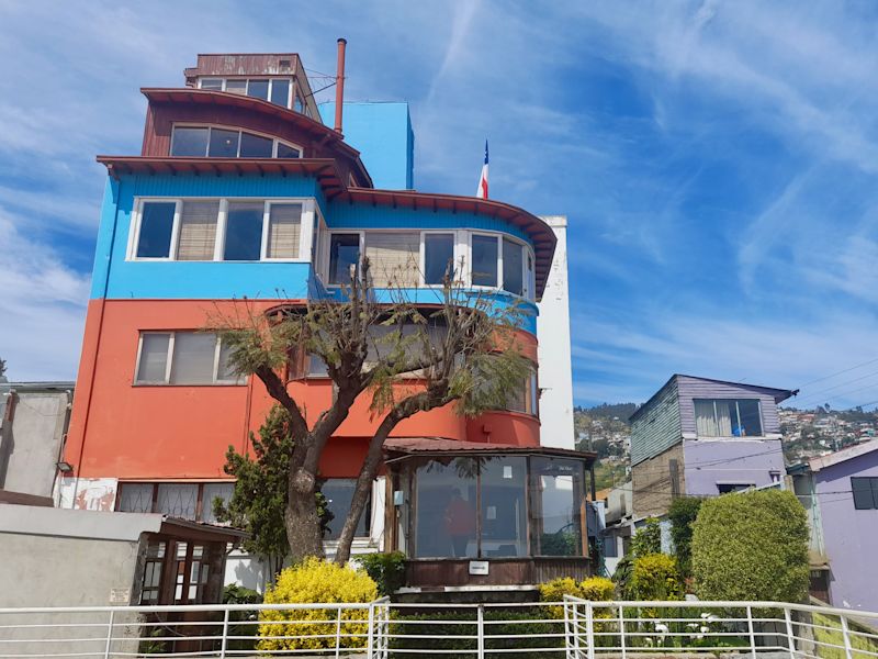 Visit Valparaíso: Street Art, Hills and Coastal Culture