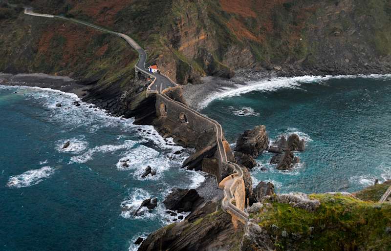 Spain Travel Guide: Culture, Wine and Coastal Landscapes