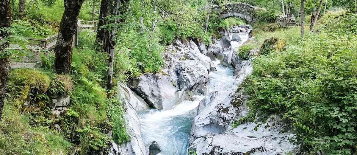 Photographie de laurent.mouren sur la randonnée "Oulles du Diable, cascade de Buchardet et cabane de l'Aup"