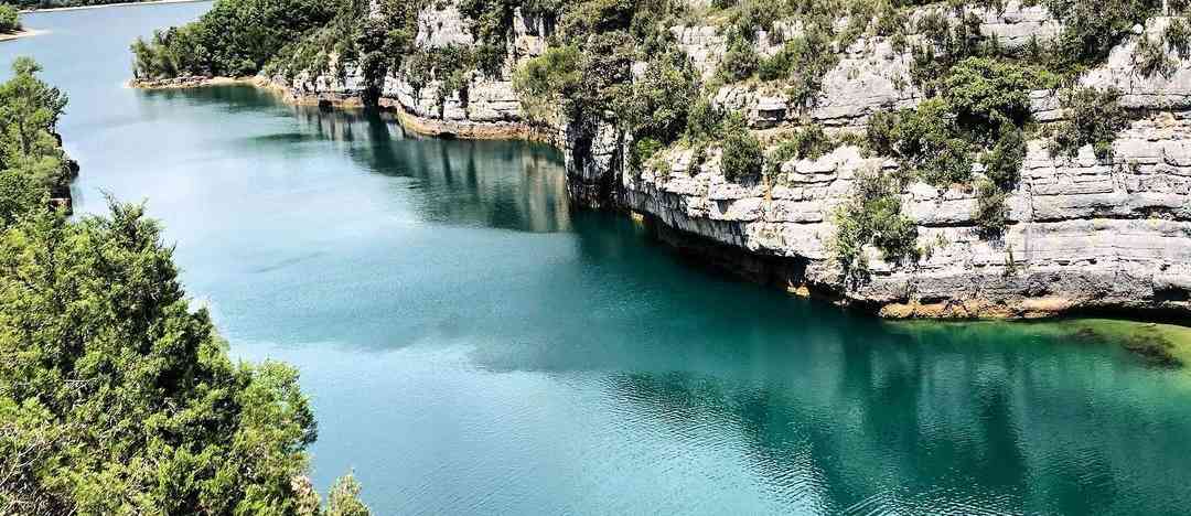 Photographie de jeremyr83 sur la randonnée "Saint-Laurent-du-Verdon - Notre-Dame du Verdon"