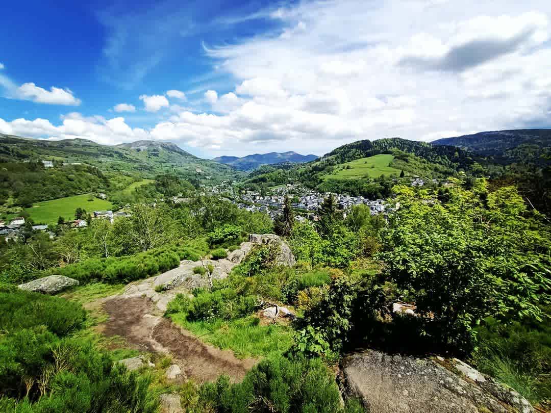 Photographie de jeancharles_mol sur la randonnée "La Roche des Fées - Plateau de Charlannes"