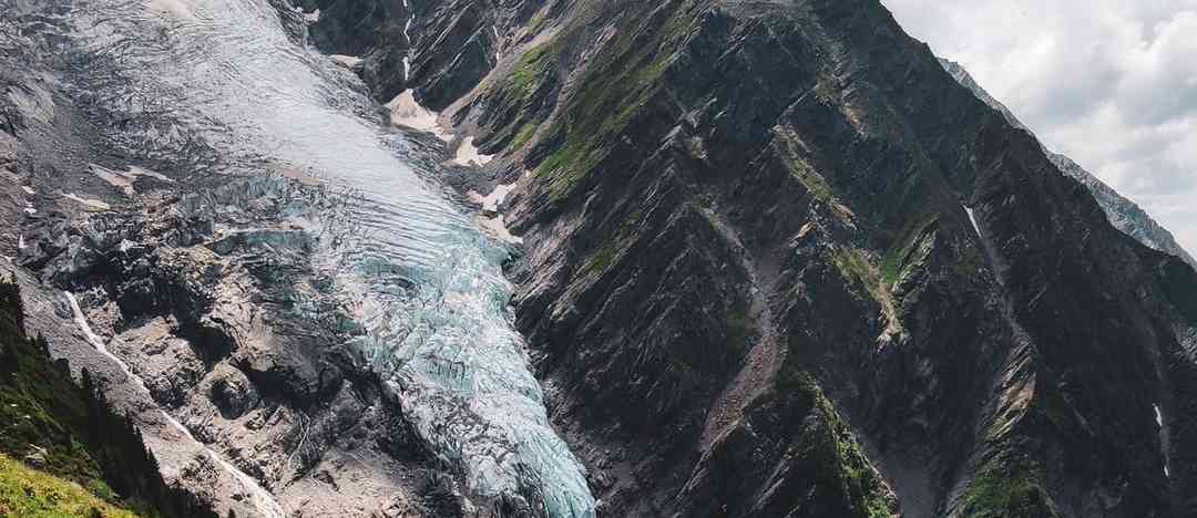 Photographie de sandra_hikes sur la randonnée "Glacier des Bossons - Chalet des Pyramides - Jonction"