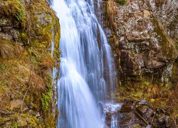 Photographie de ju_prrr_ sur la randonnée "Cascades de Prapsou, des Vergnes & des Prés Longs"