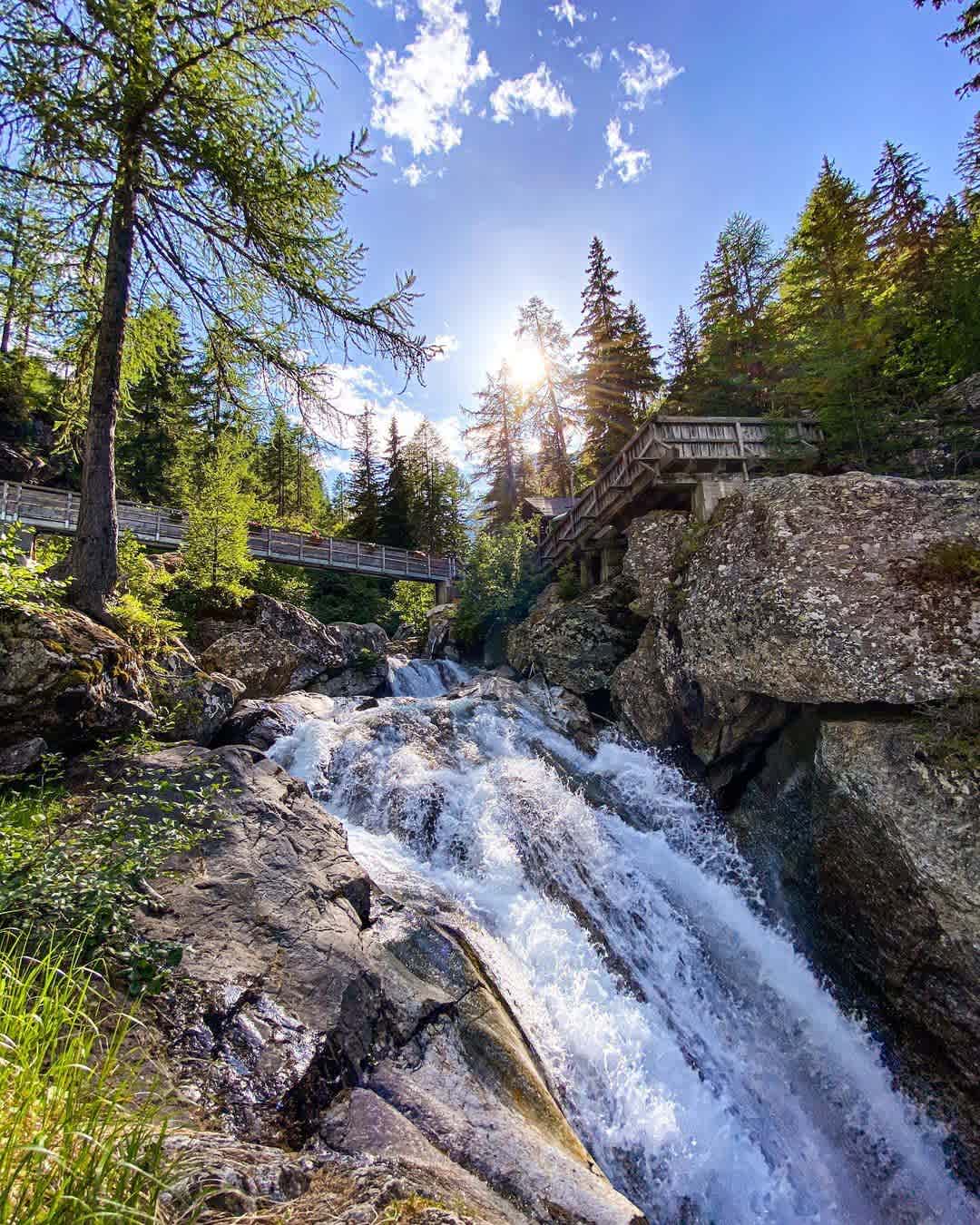 Photographie de maryy.an sur la randonnée "Le Buet, Le Couteray et Cascade de Bérard en boucle"