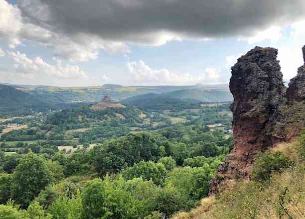 Photographie de labulledelise sur la randonnée "Grottes de Rajat et Dent du Marais"