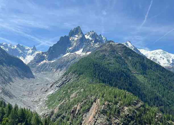 Photographie de bertrand.zuchuat dans le parc "Le Chapeau depuis Le Lavancher"