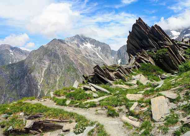Photographie de loletsinon dans le parc "Les Orgues de Valsenestre"