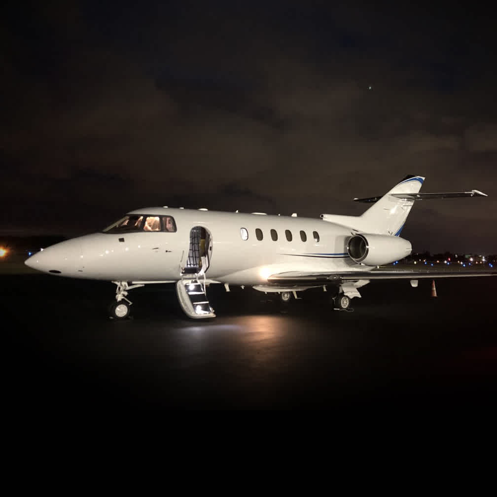 Hawker 900XP Charter Aircraft