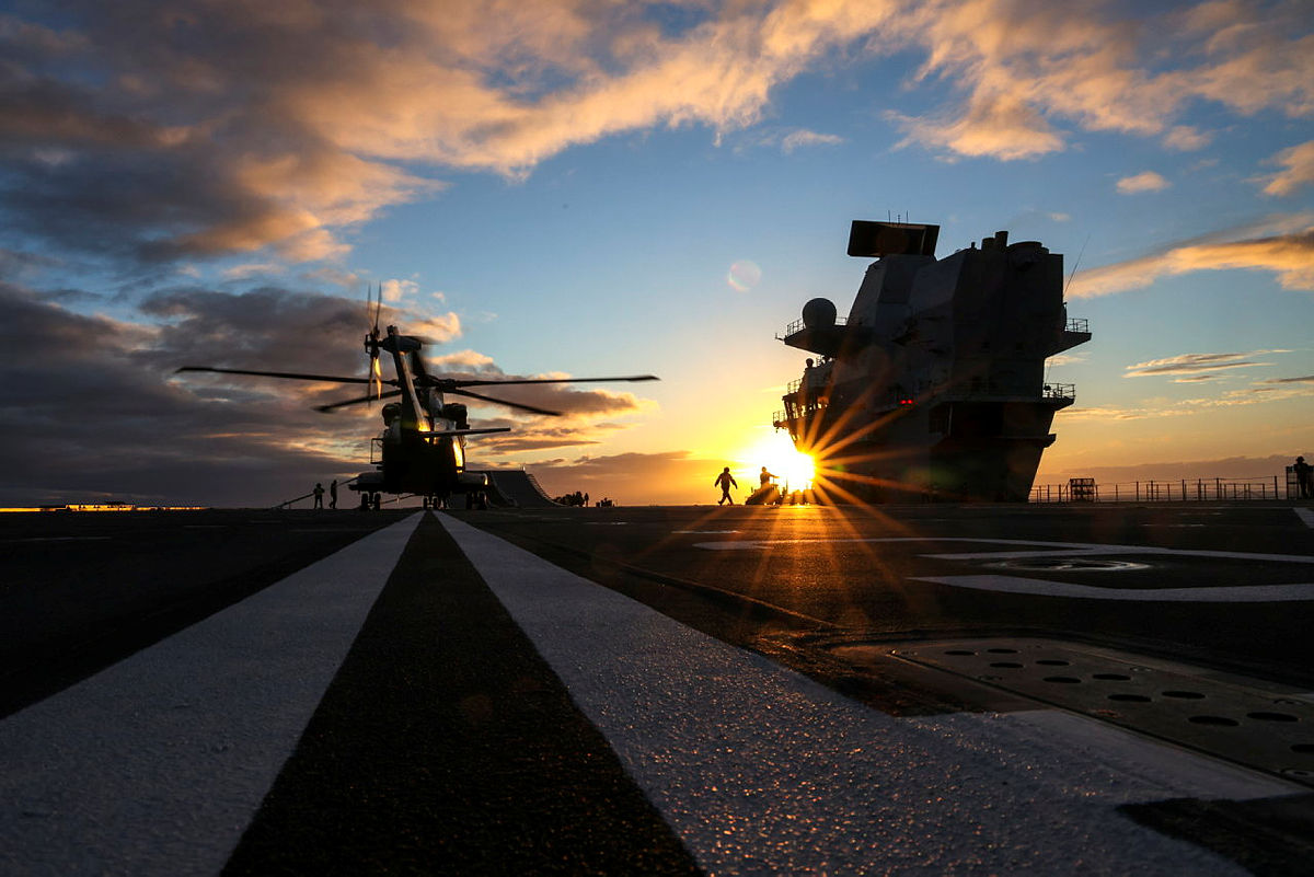 영국 해군 항공모함과 팔란티어 Palantir 국방 AI 계약 - 군사 데이터 분석 시스템