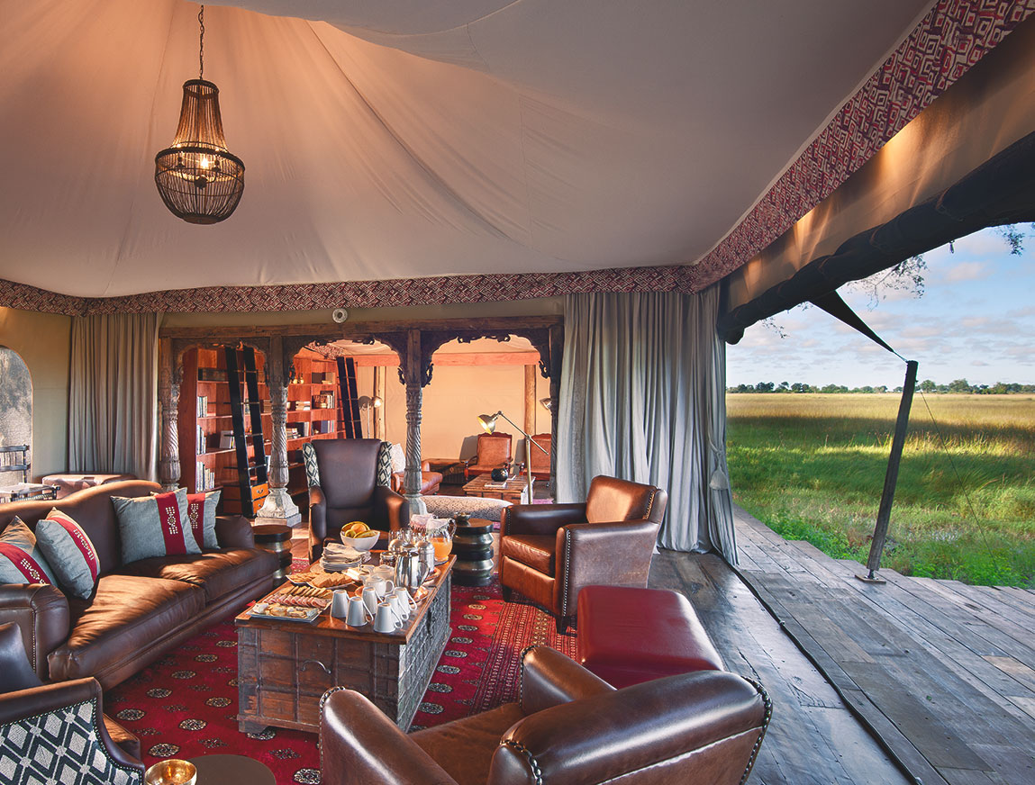 Duba Plains Camp LuxurySafariCamps.com
