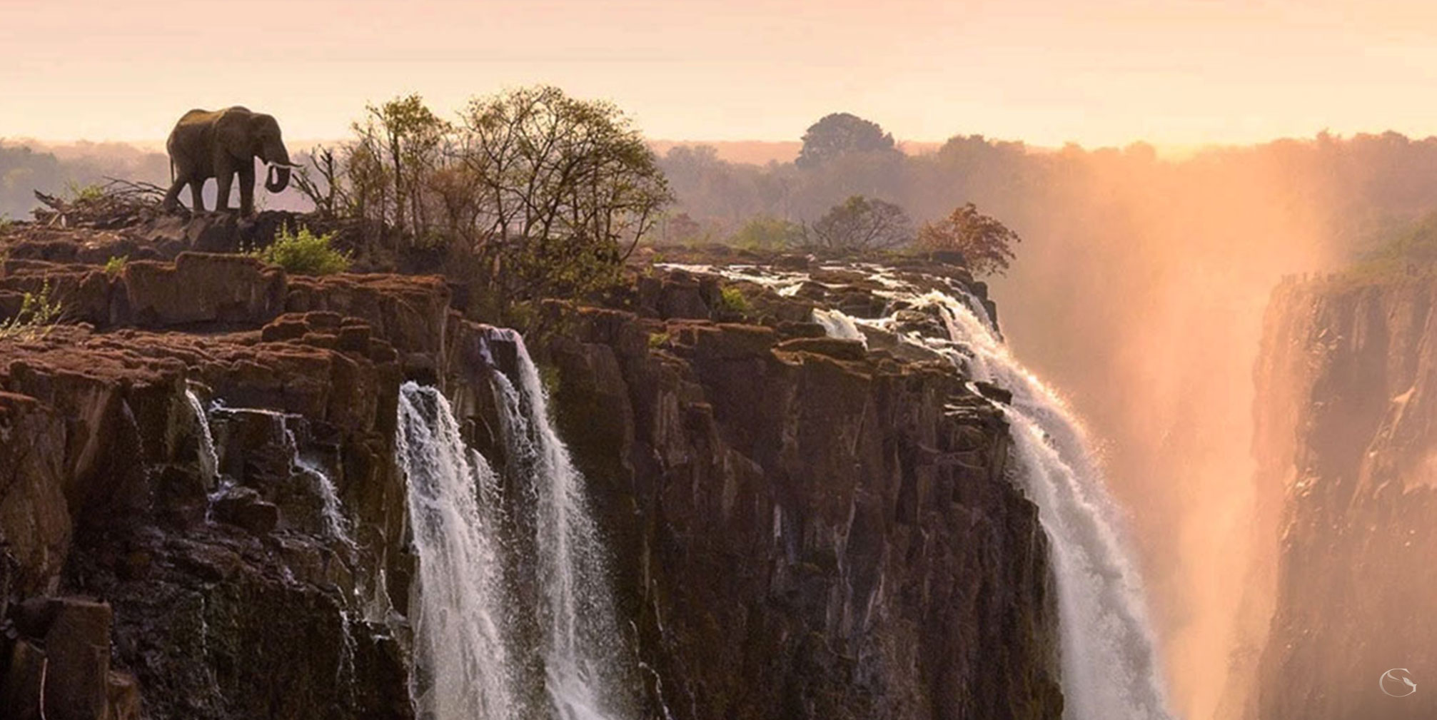 Private Victoria Falls Safari - Guided Safaris®  LuxurySafariCamps.com
