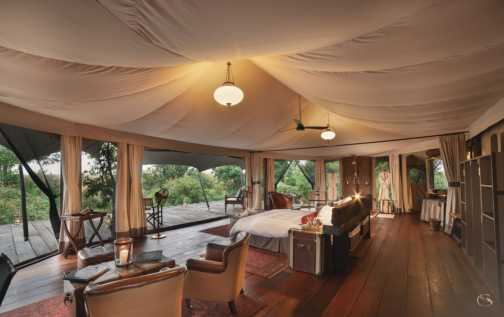 Mara Plains Camp LuxurySafariCamps.com
