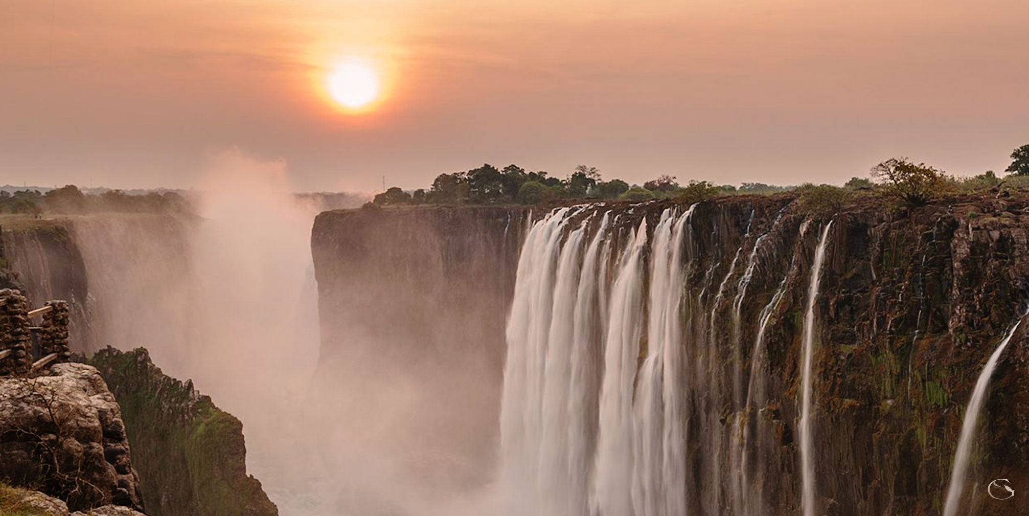 Private Victoria Falls Safari - Guided Safaris®  LuxurySafariCamps.com
