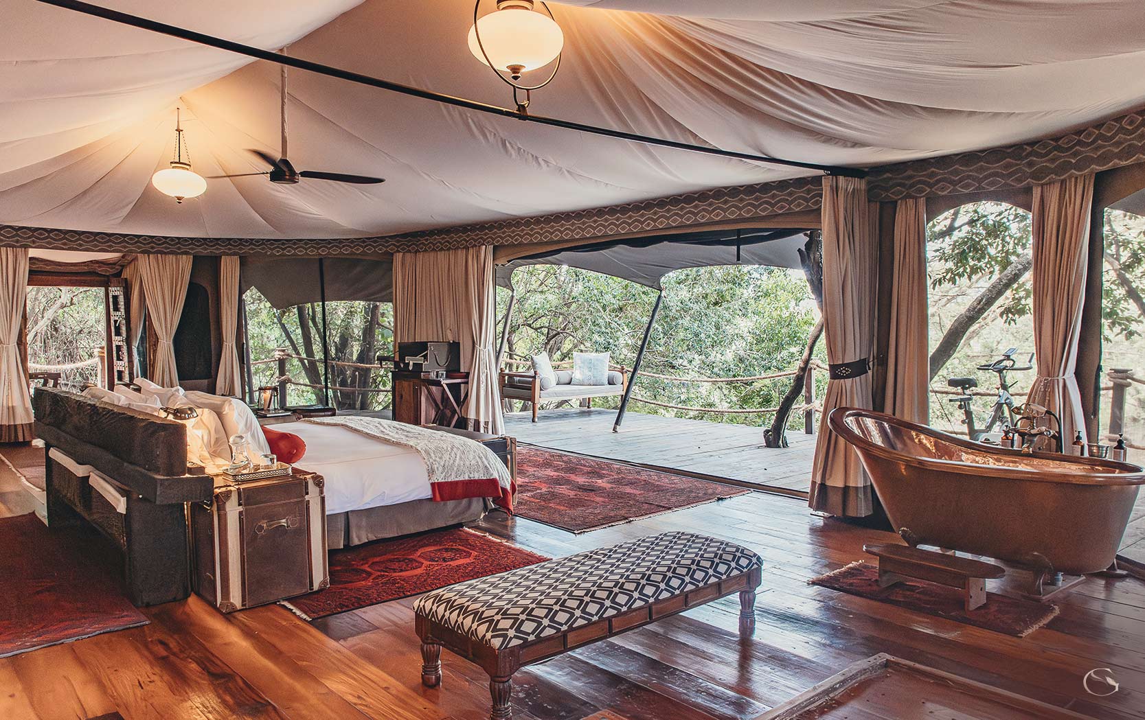 Mara Plains Camp LuxurySafariCamps.com
