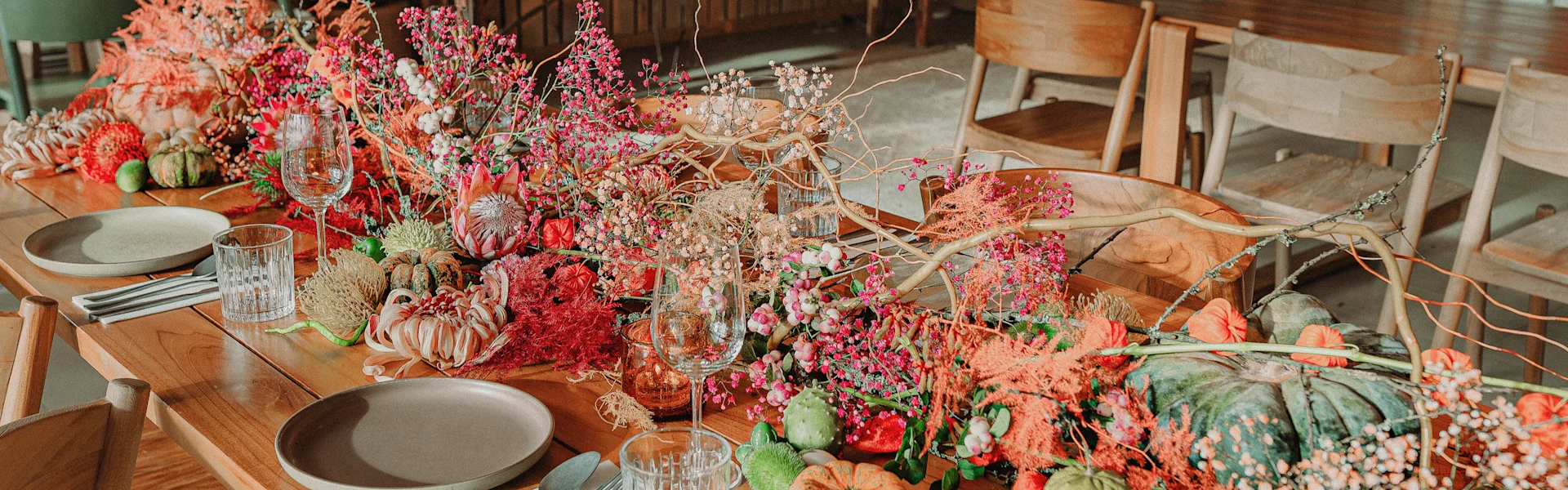 create a unique autumn table