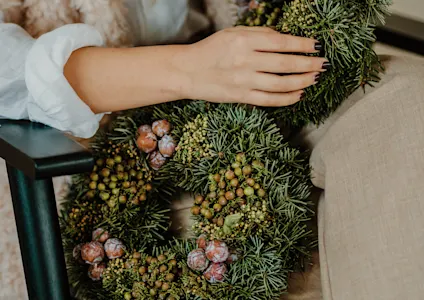 winter wreaths with charm