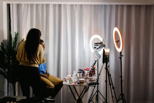 Les contenus d'influence répondent à un brief de marque. L'UGC authentique répond à une expérience vécue.