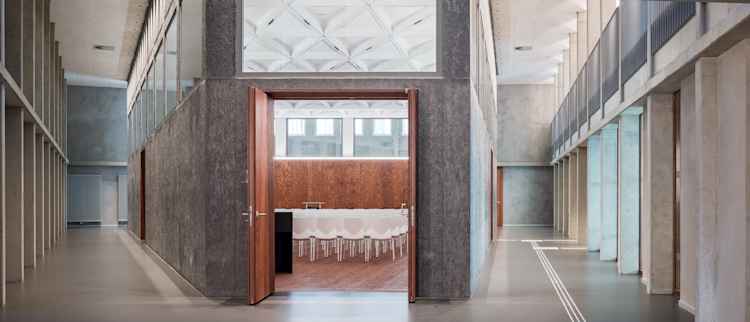 DEUTSCHES DOKUMENTATIONSZENTRUM FÜR KUNSTGESCHICHTE
