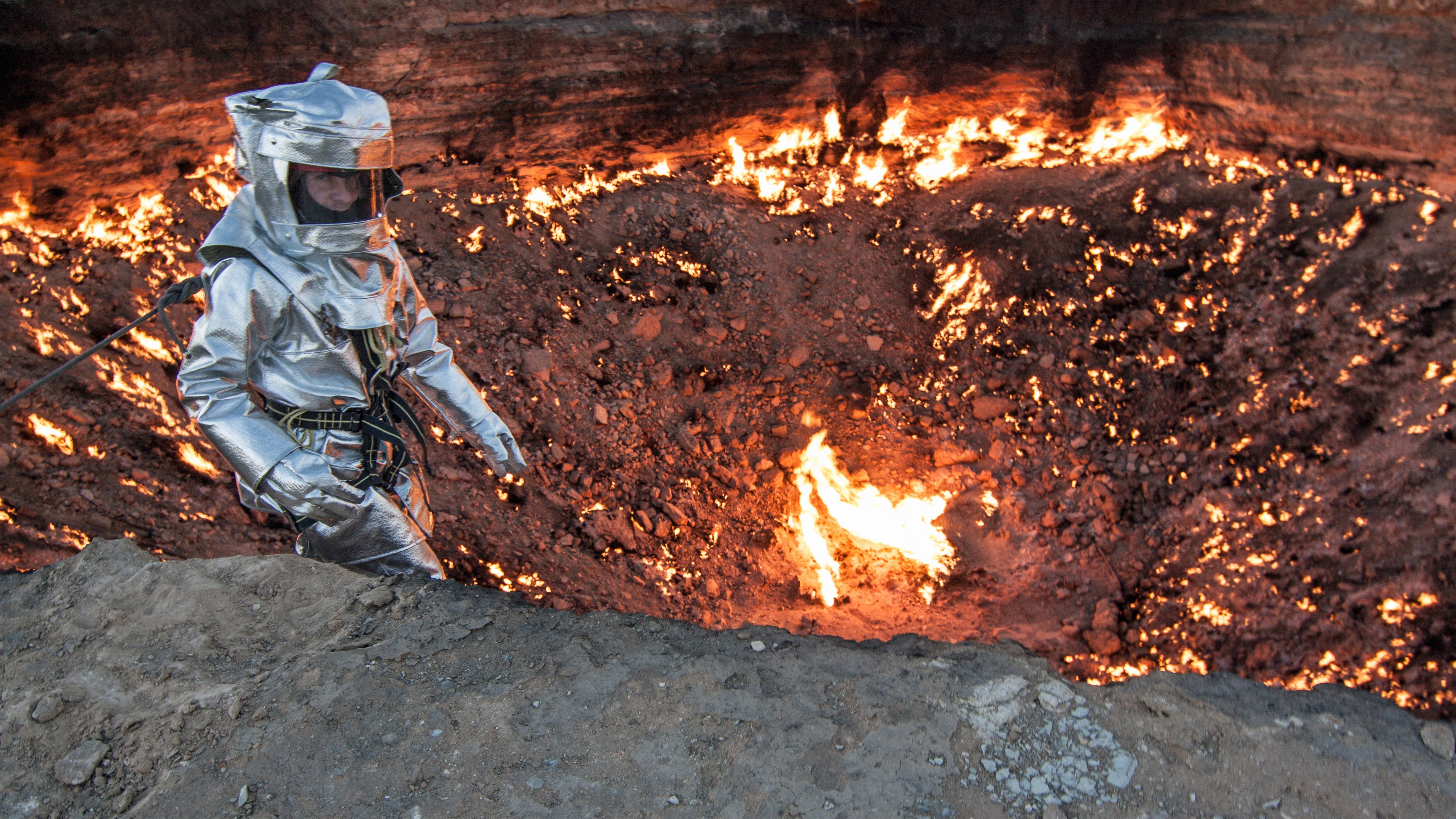 George Kourounis / Door to hell 2