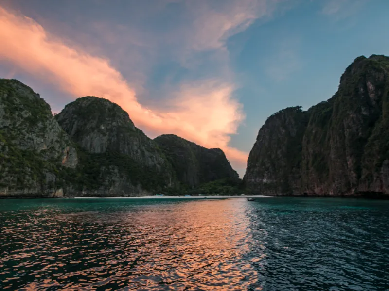 Phi Phi sunrise cruise