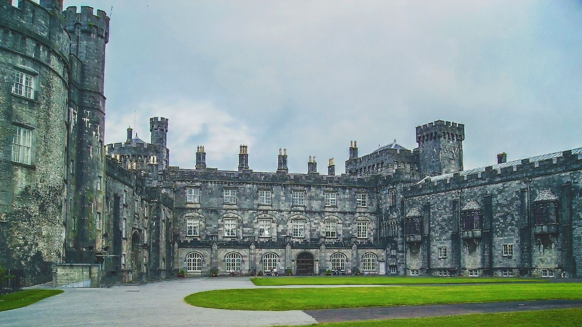 K. Mitch Hodge - A picture of Kilkenny Castle in Ireland