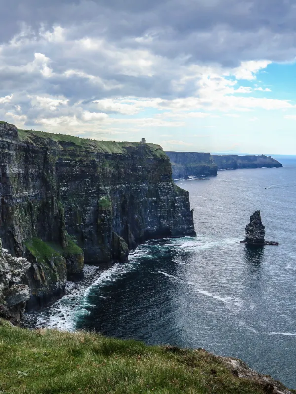 ireland-Galway and Cliffs of Moher Vista