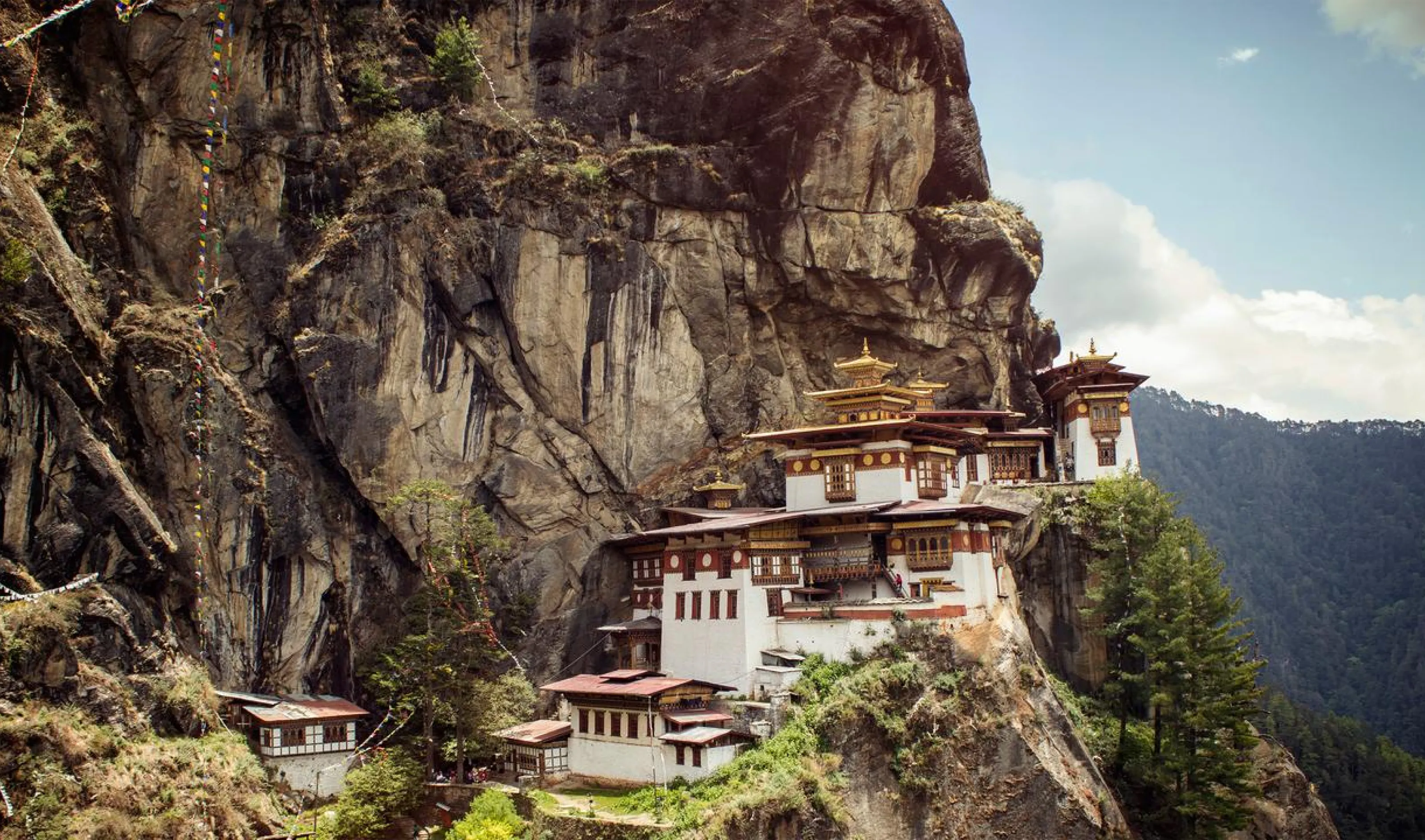 From Fortresses to Temples: 5 Impressive Sights of Bhutan