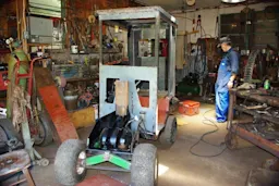Articulated%20loader%2002.JPG
