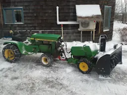 Articulated%20Snow%20Blower%201.jpg