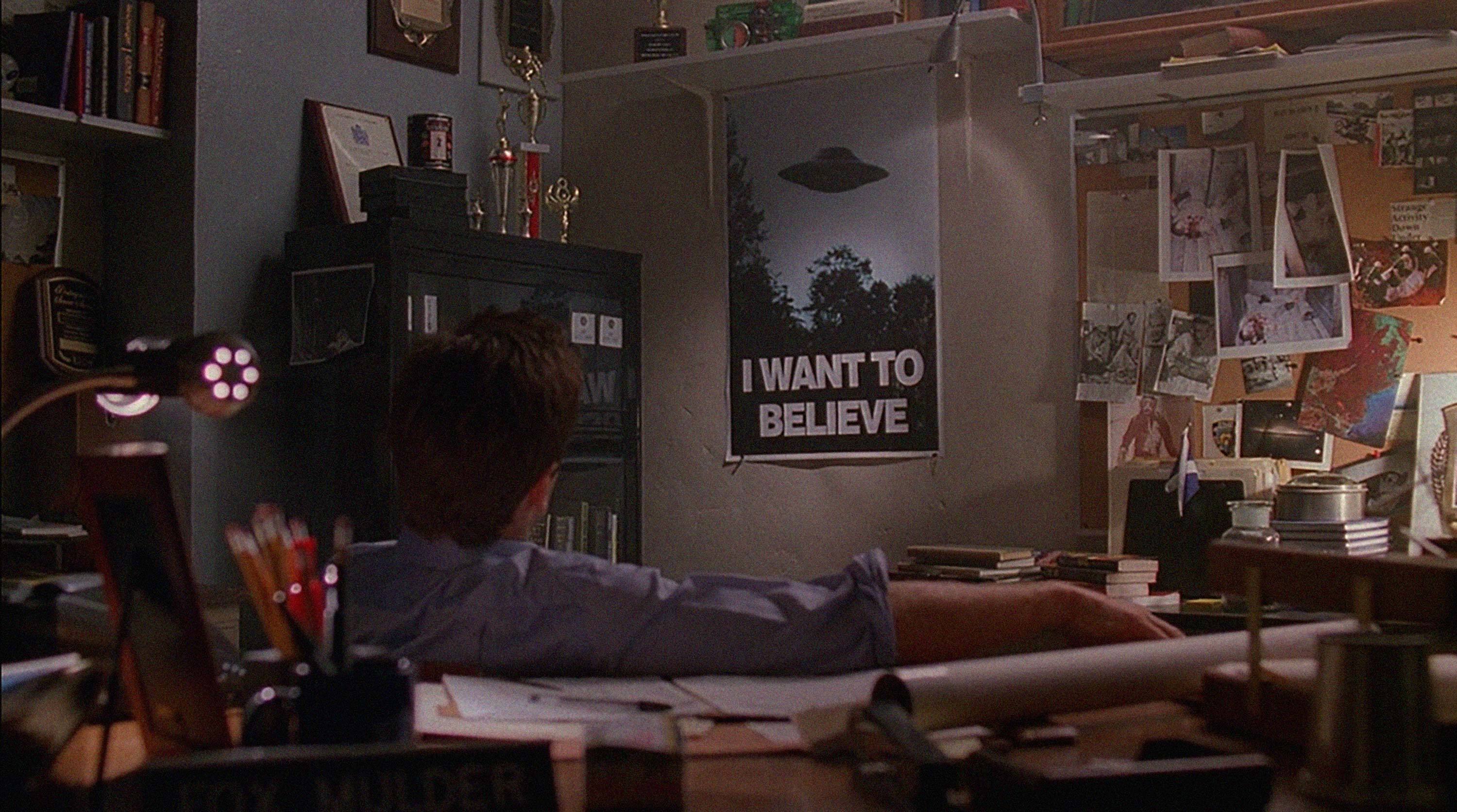 The Bizarre Tale of the Classic X-Files "I Want to Believe" Poster