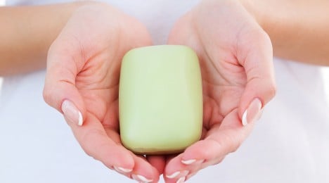 Bar Soap: Moisturizing Bar Soaps & Its Uses - Image - Johnson's Adult - ar-AE