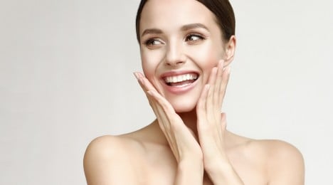 What Is Facial Cleansing? - Image - Johnson's Adult - en-AE