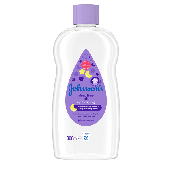 Johnson's® baby bedtime oil the best oil for your baby. - زيت جونسون بيبي وقت النوم