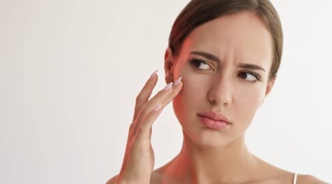 6 Best Ways To Treat Extremely Dry Skin - Image - Johnson's Adult - en-AE