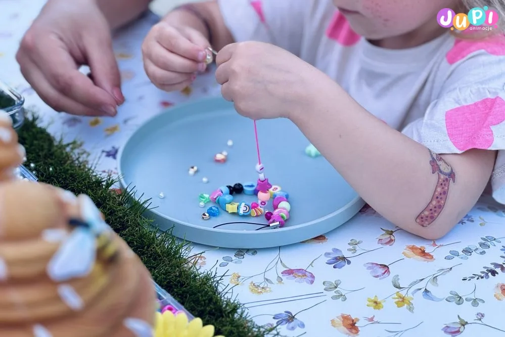 warsztaty kreatywne dla dzieci zawieszki do telefonu (1)