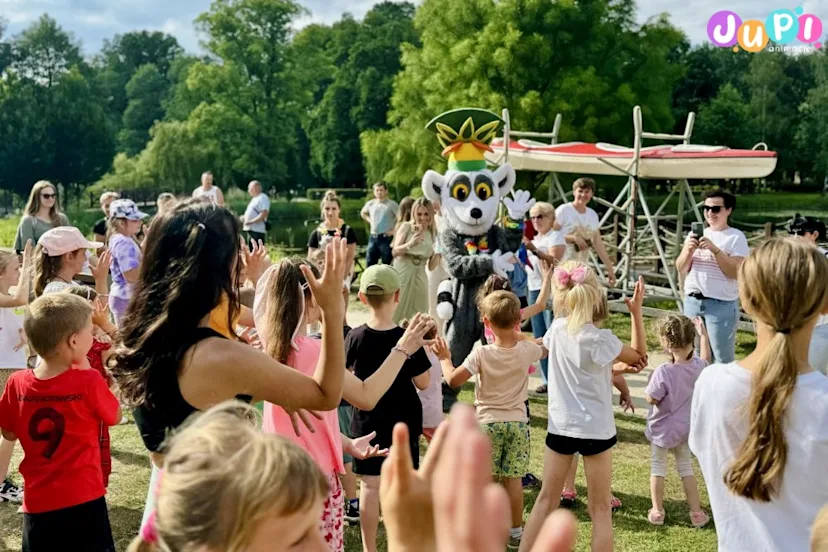 hawajskie party z krolem julianem powitanie lata jupi animacje (6)