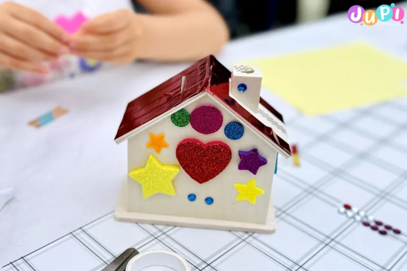 warsztaty kreatywne dekorowanie skarbonek jupi animacje (4)