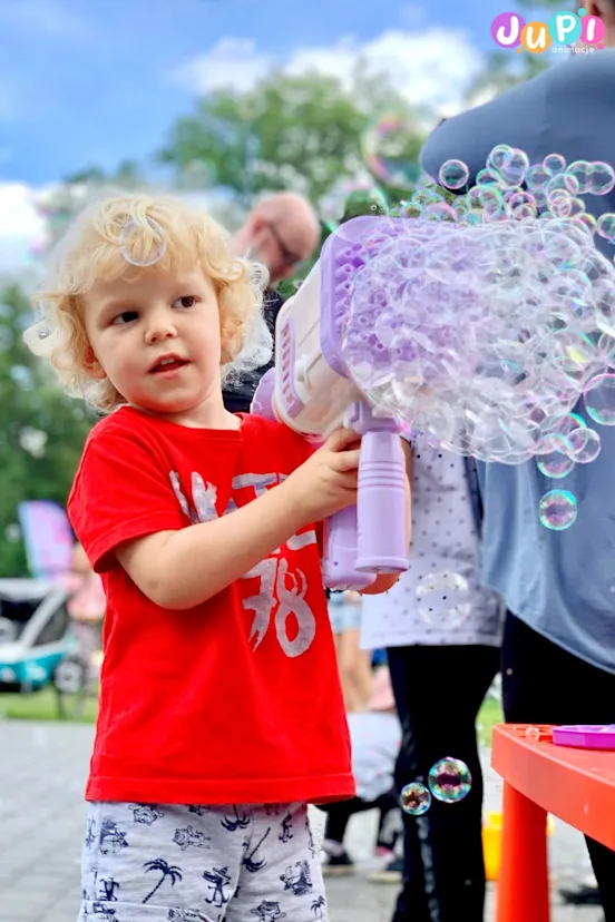 Bubble show czyli festiwal baniek mydlanych dla dzieci